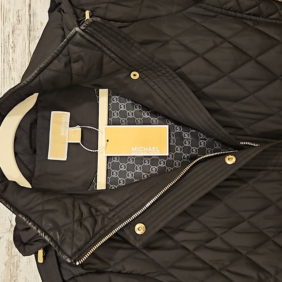 Michael Kors - Black - Quilted Jacket - NWT - Retail $250 - - Picture 2 of 5